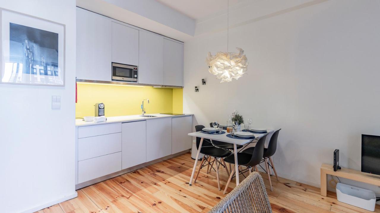 Fernandes Tomas 424 By Lovelystay Porto Buitenkant foto